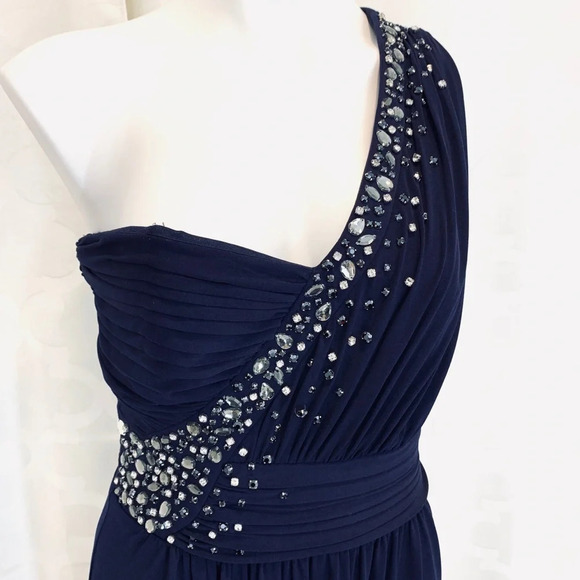 Laundry by Shelli Segal One Shoulder Beaded Dress - Picture 2 of 8